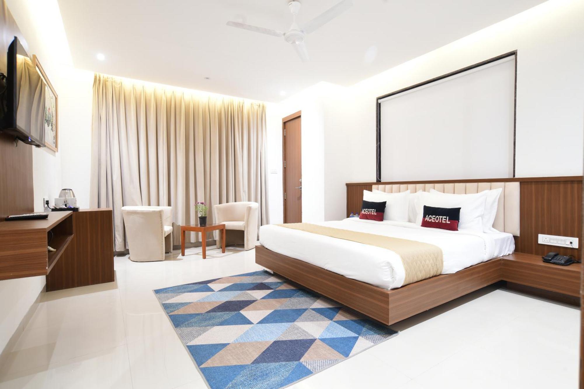 Aceotel Premier, Vijay Nagar Ιντόρ Εξωτερικό φωτογραφία