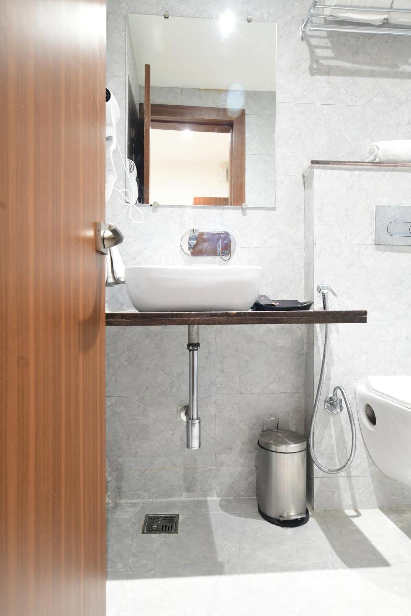 Aceotel Premier, Vijay Nagar Ιντόρ Εξωτερικό φωτογραφία