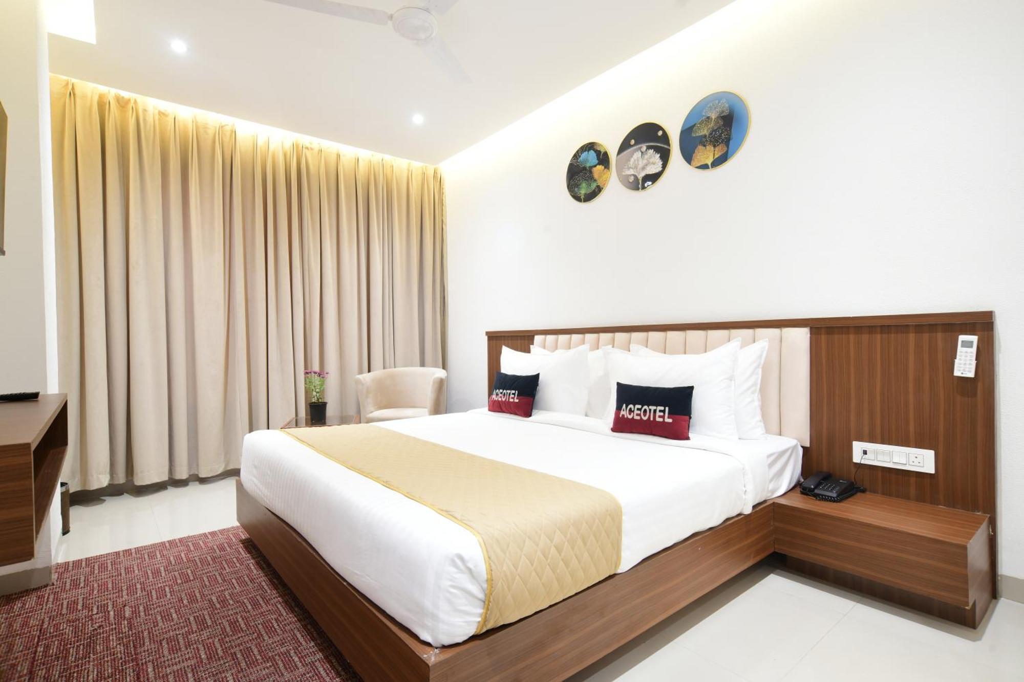 Aceotel Premier, Vijay Nagar Ιντόρ Εξωτερικό φωτογραφία